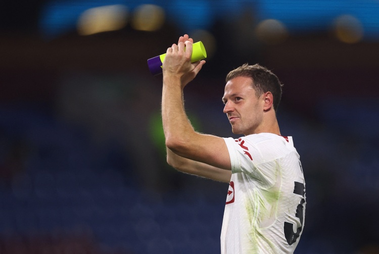 曼晚評(píng)分：首發(fā)8人&滕哈赫6分，霍伊倫4分埃文斯達(dá)洛特8分