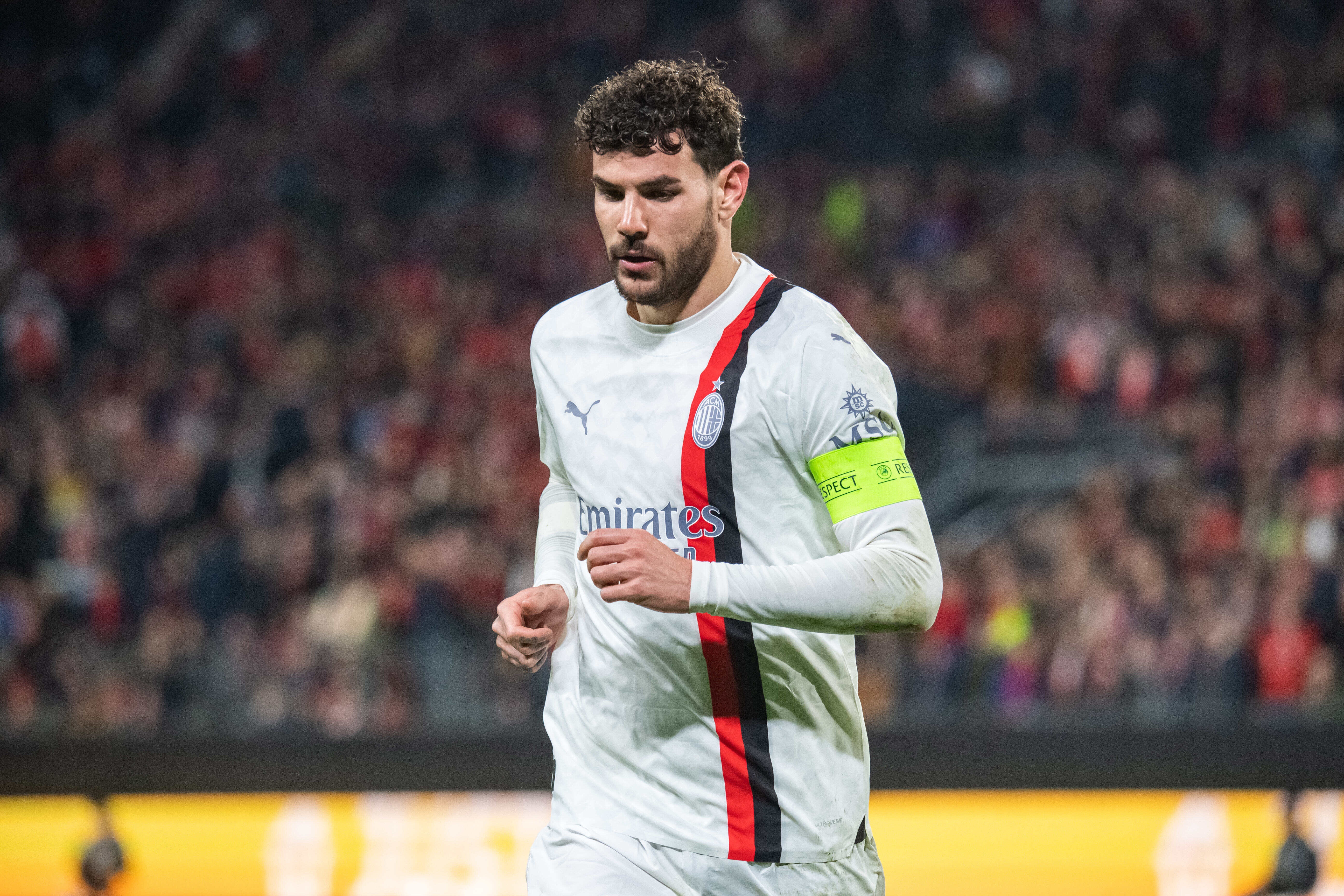 斯基拉：特奧在等米蘭的續(xù)約報價，他在米蘭感到非常滿意