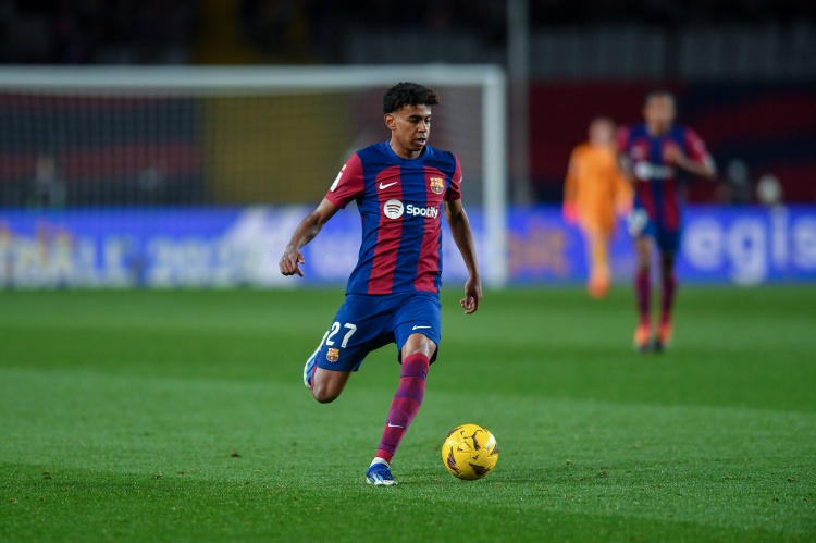 亞馬爾：我生氣并非因?yàn)楸粨Q下，而是對(duì)自己表現(xiàn)不滿意