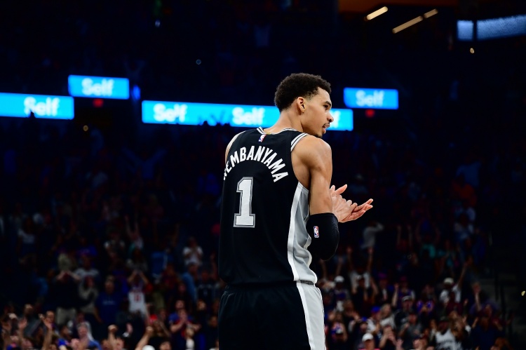 保羅:不知自己經(jīng)歷過多少球員單場50分的比賽 文班只用了32分鐘