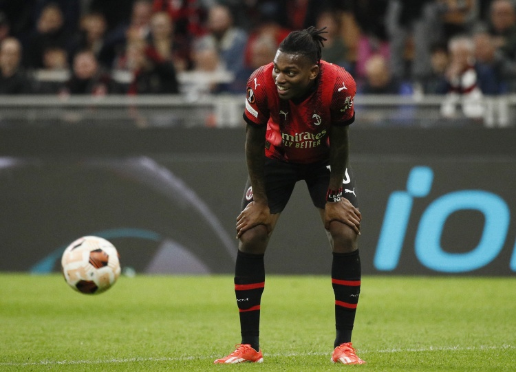 迪卡尼奧批評(píng)萊奧：贏球要為球隊(duì)感到高興，顯然他不是這樣