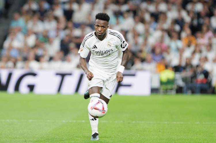 18球15助！維尼修斯自21/22賽季歐冠直接參與33球，同期最多